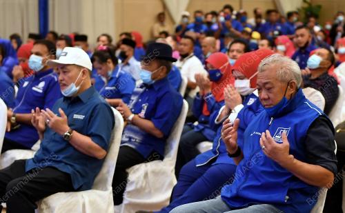 MAJLIS RAMAH MESRA PEMIMPIN BN DAN BERSATU