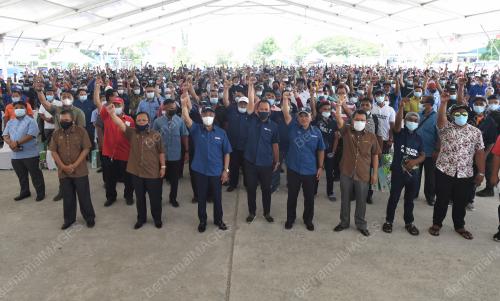 TAN SRI MUHYIDDIN YASSIN