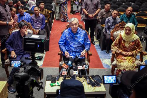 DATUK SERI DR AHMAD ZAHID HAMIDI