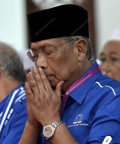 PRN24_25042016_PENAMAAN_CALON