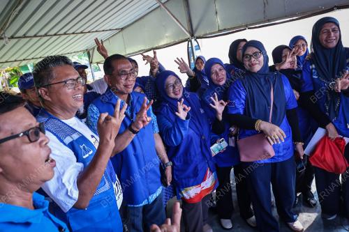 DATUK SERI MOHAMED KHALED NORDIN