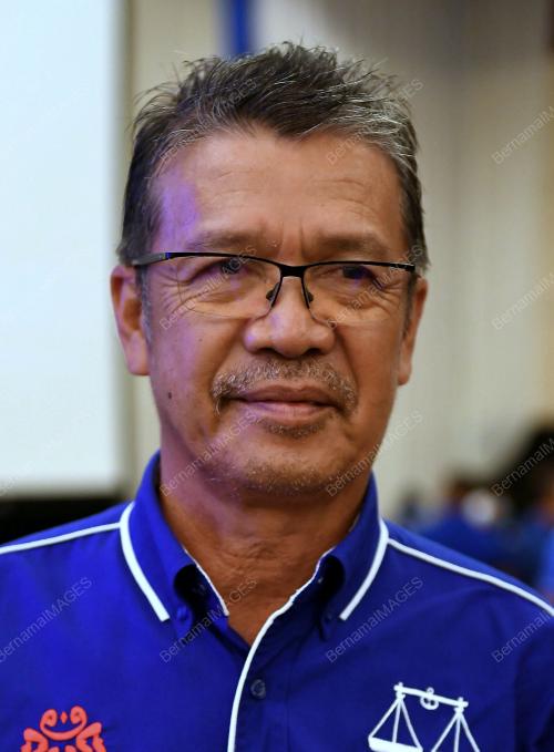 DATUK KAMARLIN OMBI