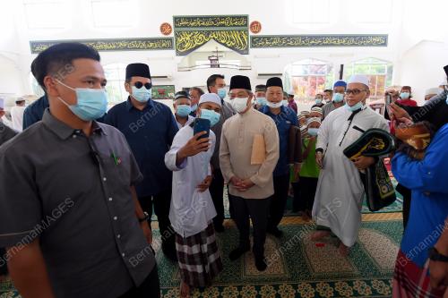 TAN SRI MUHYIDDIN YASSIN
