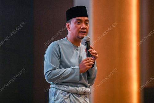 DATUK ONN HAFIZ GHAZI