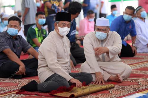 TAN SRI MUHYIDDIN YASSIN
