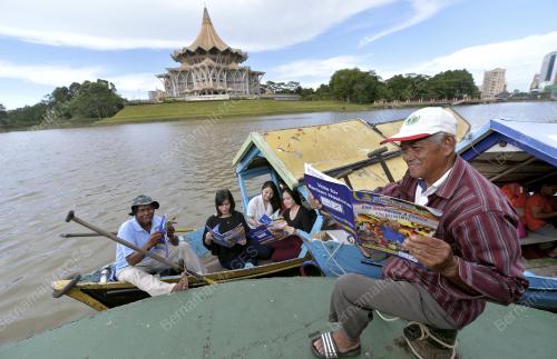 PRN28_26042016_MANIFESTO_PERAHU