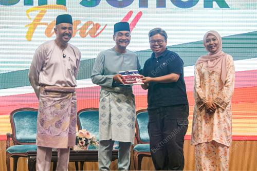 DATUK ONN HAFIZ GHAZI