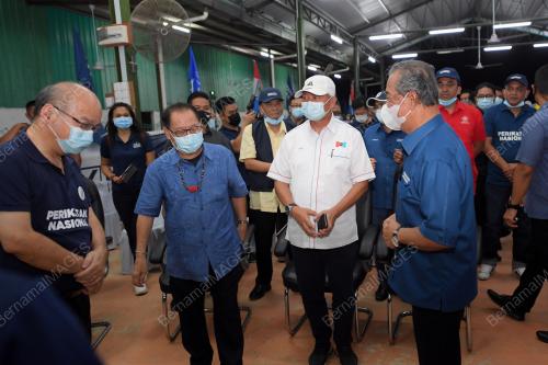 TAN SRI MUHYIDDIN YASSIN