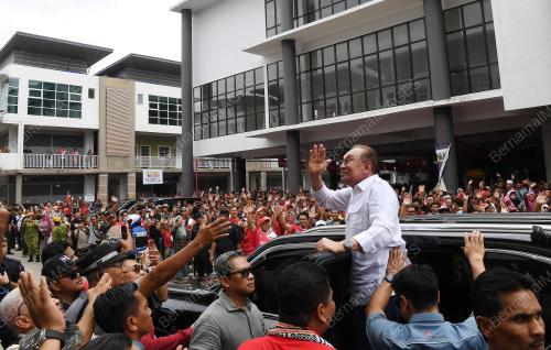 DATUK SERI ANWAR IBRAHIM