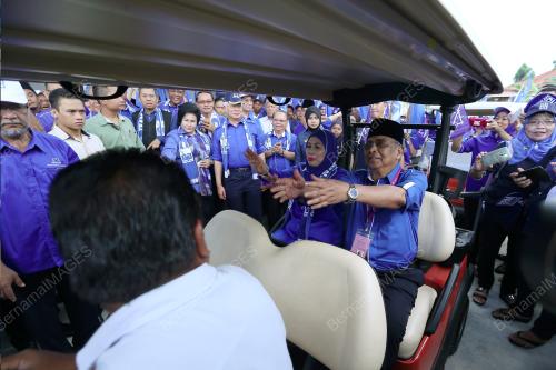 PRN36_25042016_ADENAN_JAMILAH