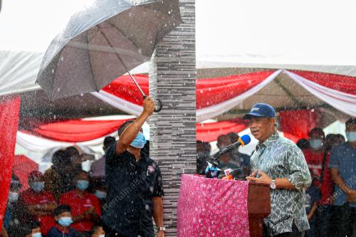 TAN SRI MUHYIDDIN YASSIN