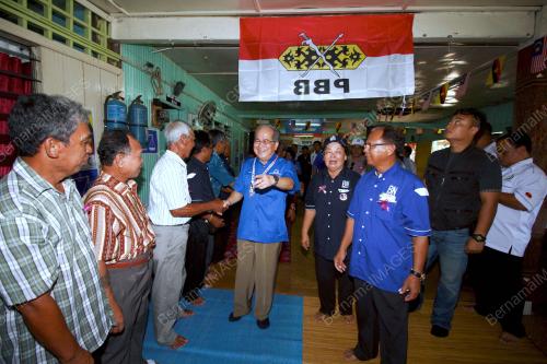 PRN40_28042016_SARAWAK_DOUGLAS