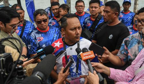 AZNAN TAMIN