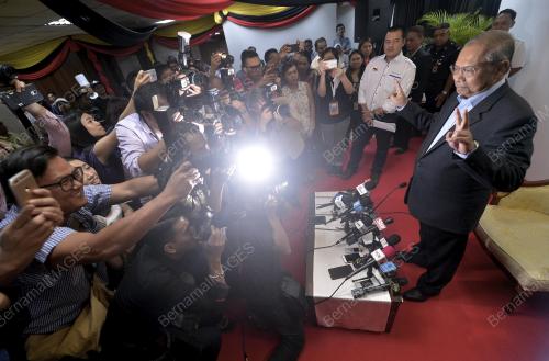 PRN41_05052016_ADENAN_PC