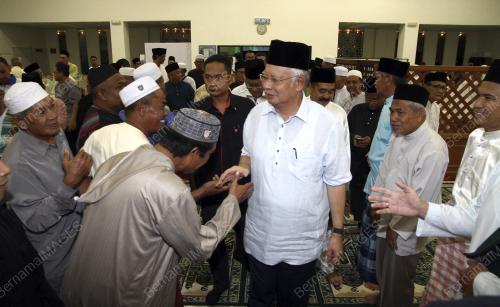 PRN41_27042016_PM_MASJID