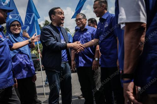 DATUK ONN HAFIZ GHAZI