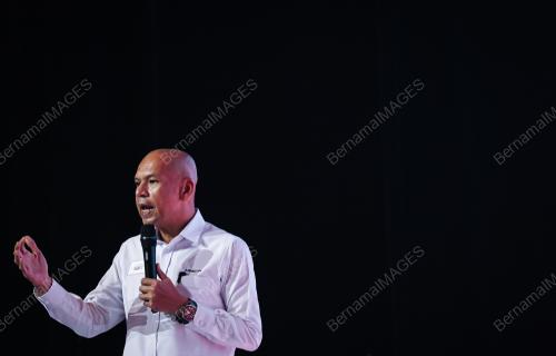 DATUK ARMIZAN ALI