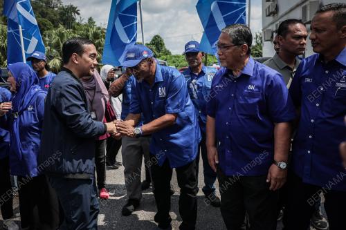 DATUK ONN HAFIZ GHAZI