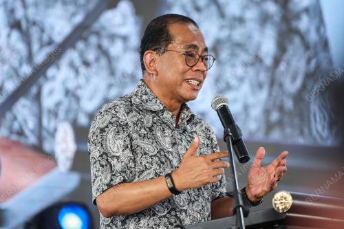 DATUK SERI MOHAMED KHALED NORDIN