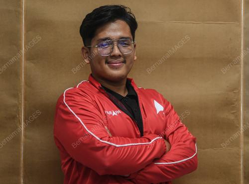 DANISH HOSSMAN ABD RAHMAN