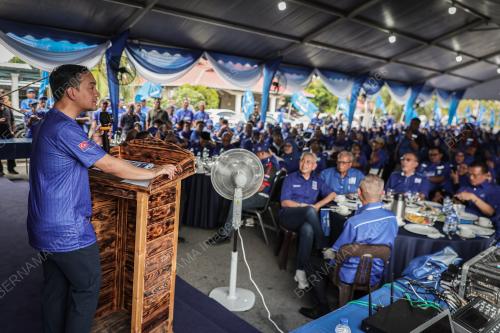 DATUK ONN HAFIZ GHAZI