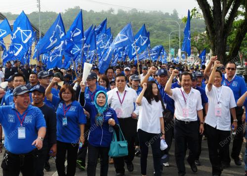 PRN46_25042016_PUJUT