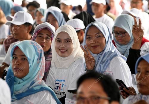 DATUK SERI HAJIJI NOOR