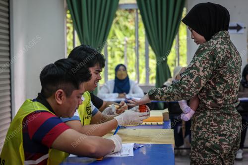 HARI PENGUNDIAN AWAL