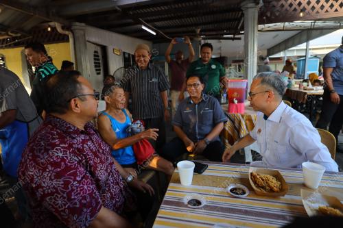 DATUK FAHMI FADZIL