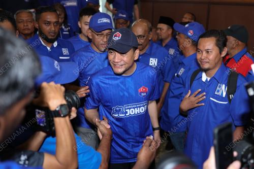DATUK ONN HAFIZ GHAZI