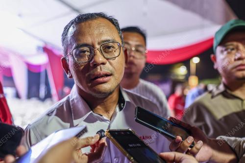 DATUK SERI AMIRUDIN SHARI