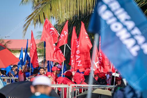 PENAMAAN CALON DUN PASIR RAJA