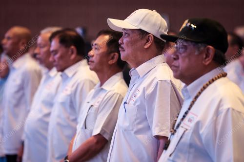 DATUK SERI HAJIJI NOOR