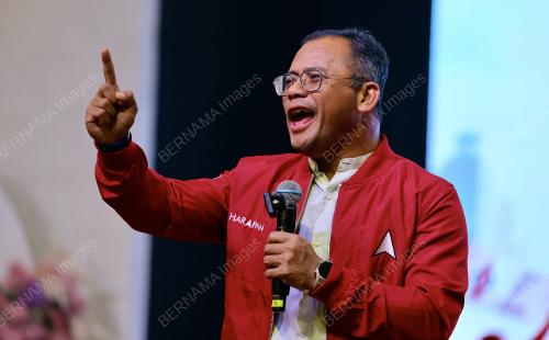 DATUK SERI AMIRUDIN SHARI