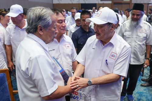 DATUK SERI HAJIJI NOOR
