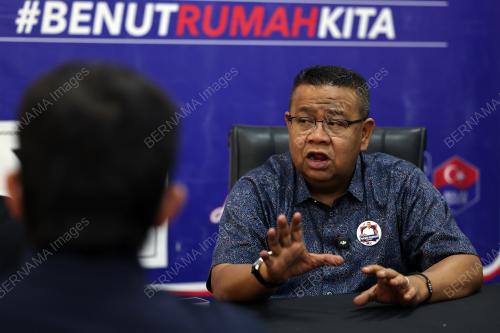 DATUK MOHD SUMALI REDUAN