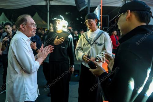 DATUK SERI ANWAR IBRAHIM