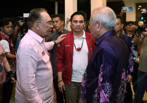 DATUK SERI ANWAR IBRAHIM