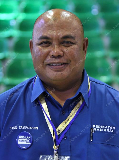 AHMAD DAUD TAMPAKONG