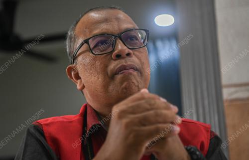 AHMAD DANIEL SHAHRUDDIN