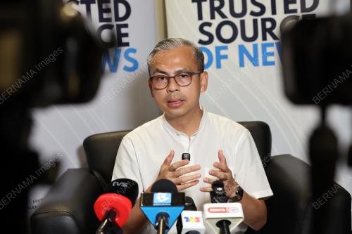 DATUK FAHMI FADZIL