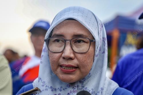 HASRUNIZAH HASSAN