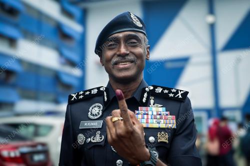 DATUK M. KUMAR