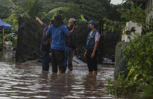 BANJIR CALON