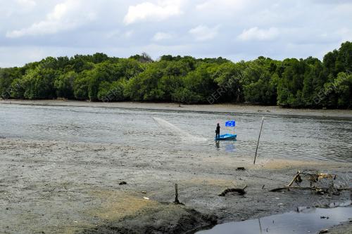 PENCEMARAN SUNGAI TEBRAU