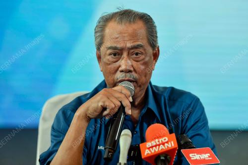 TAN SRI MUHYIDDIN YASIN
