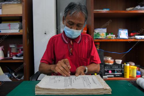 JARO JILID BUKU