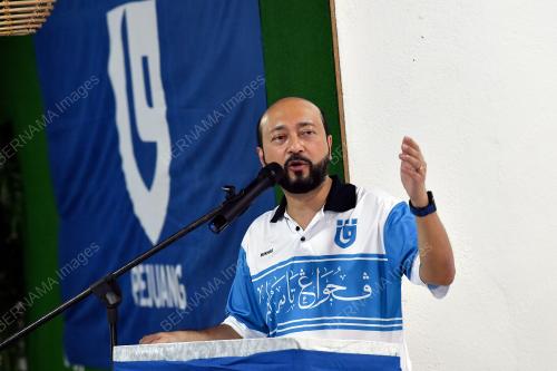 DATUK SERI MUKHRIZ MAHATHIR