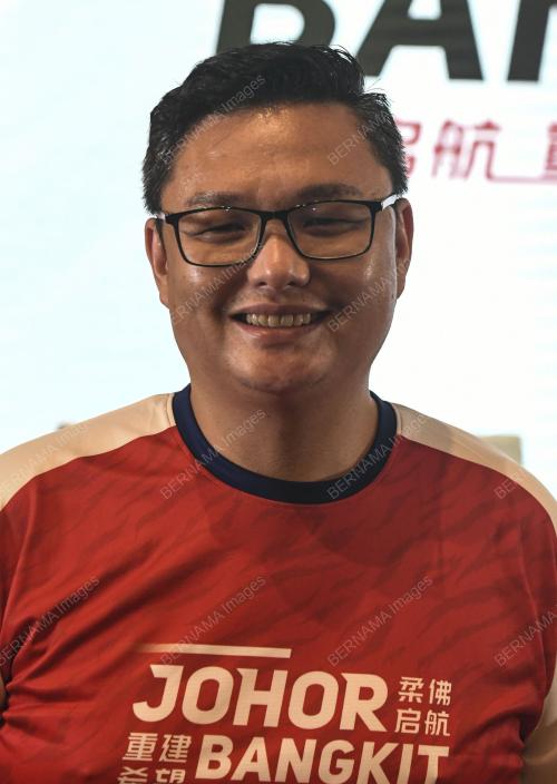 TEE BOON TSONG