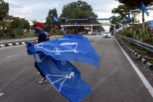 TINJUAN PEMASANGAN BENDERA PRN JOHOR